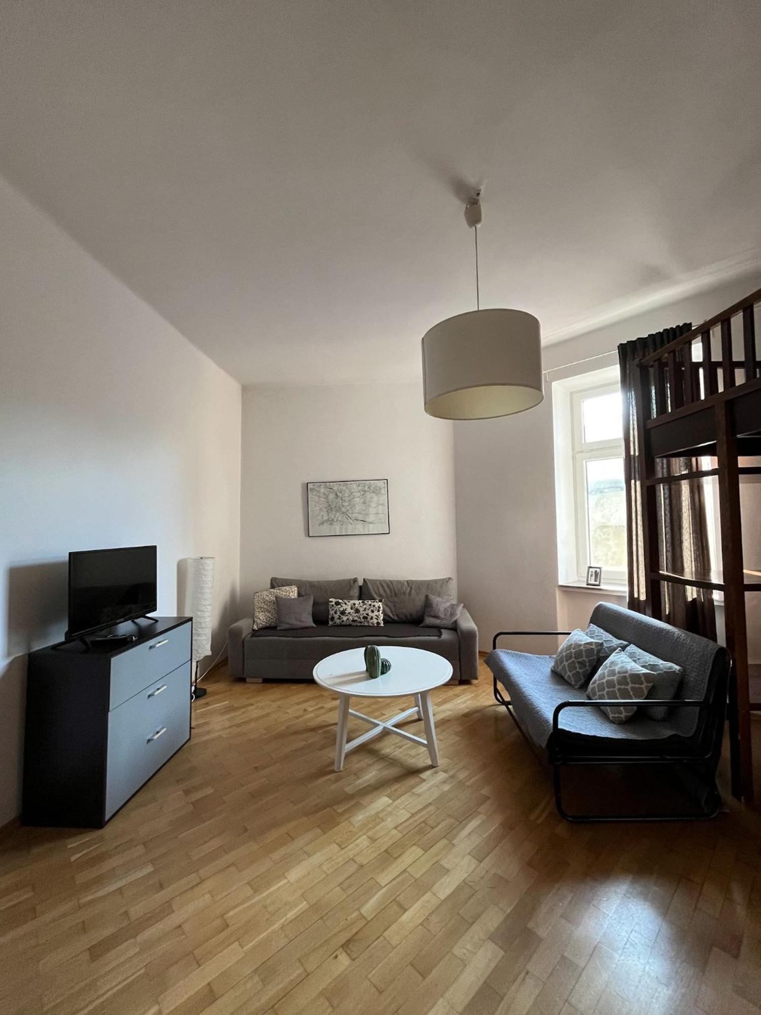 Downtown Apartment B Krakow Luaran gambar
